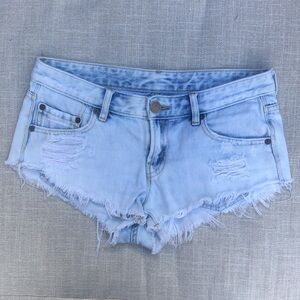 BDG 24 W Dolphin Low Rise Denim Shorts